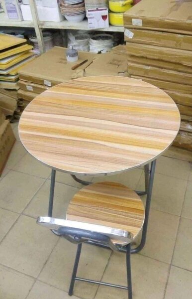 Table et chaise pliantes