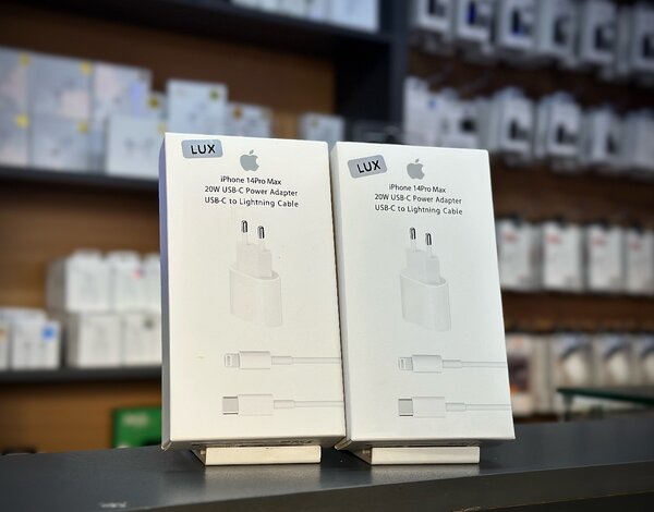 Зарядное устройство  люкс качества