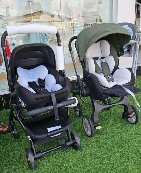 Poucette de bébé 2 en1