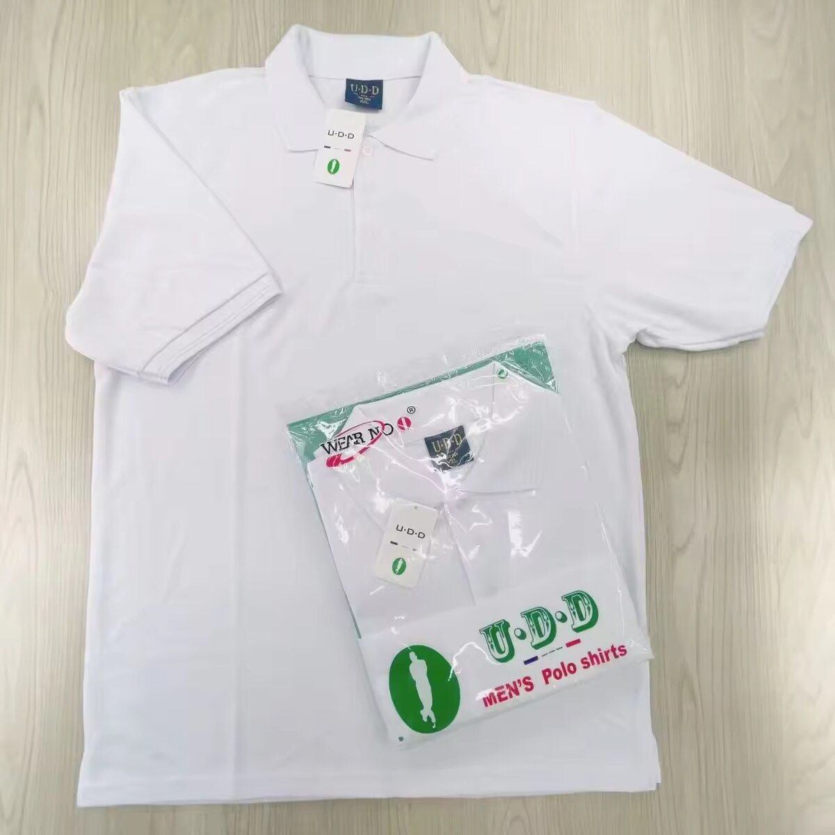 Polo homme blanc et vert