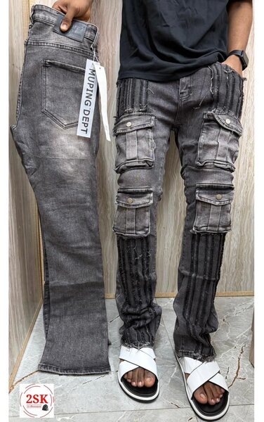 Jeans homme gris avec motifs brodés
