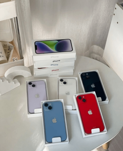 Apple iPhone - Neuf, plusieurs couleurs