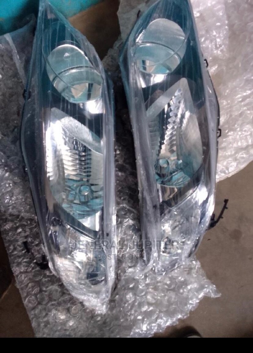 Honda Civic2008-2010 Head light Pair