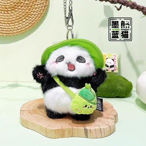 Poupée pendentif panda