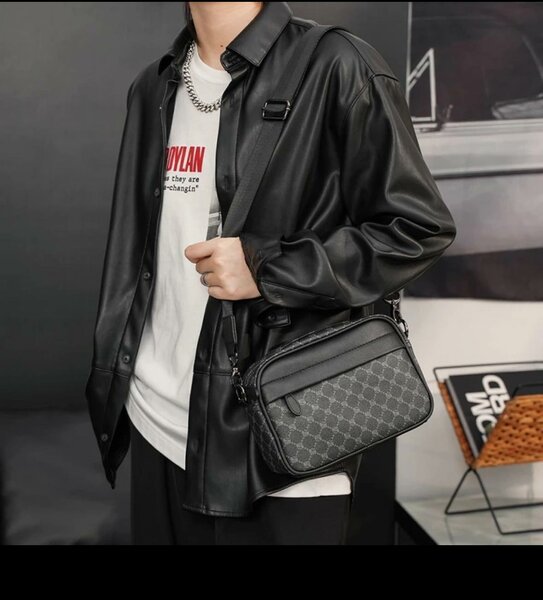 Le Sac à Posséder Absolument 