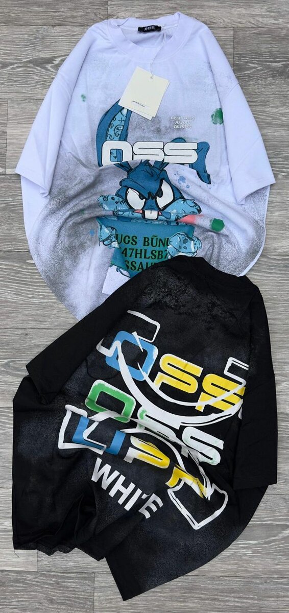 T-shirts graphiques tendance