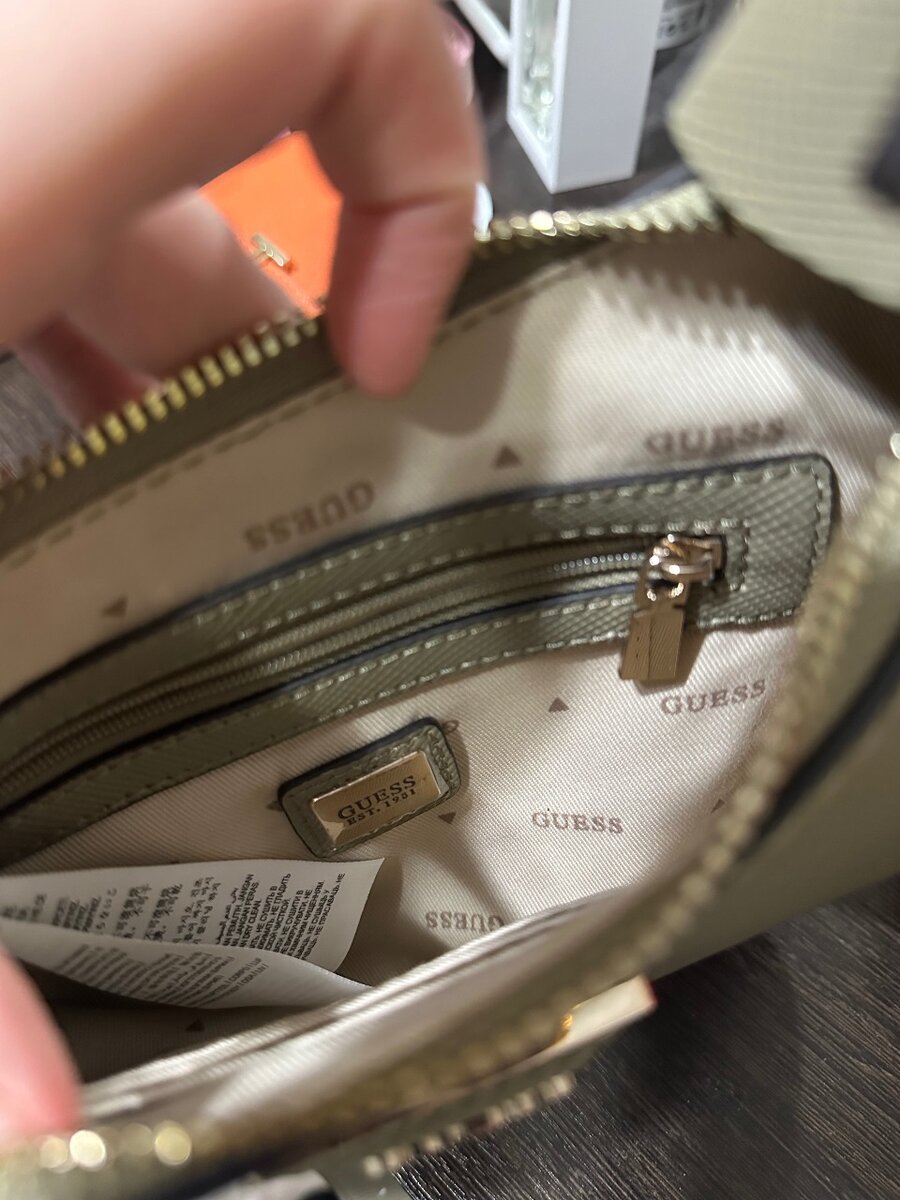 Женская сумка Guess