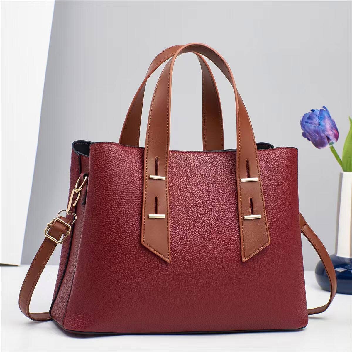 Sac à main élégant en cuir