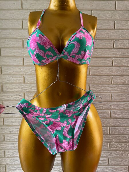 Maillot de bain deux pièces rose