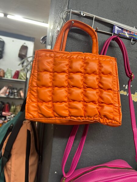 Sac à main en cuir pour femme