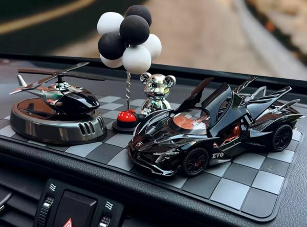 Крутая и дерзкая машинка для вашего авто