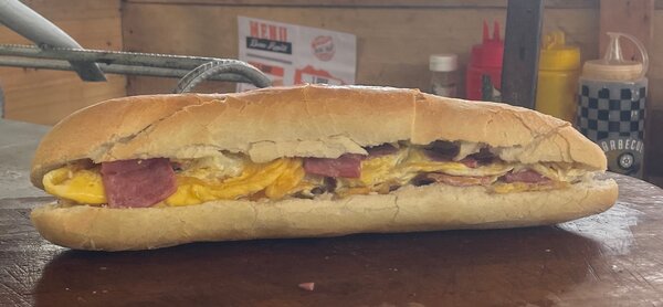 œuf, jambon, viande hachée .