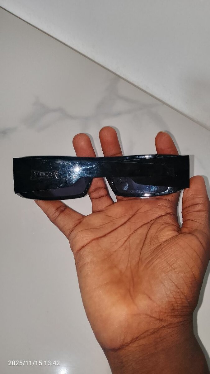 Lunettes de soleil tendance unisexes