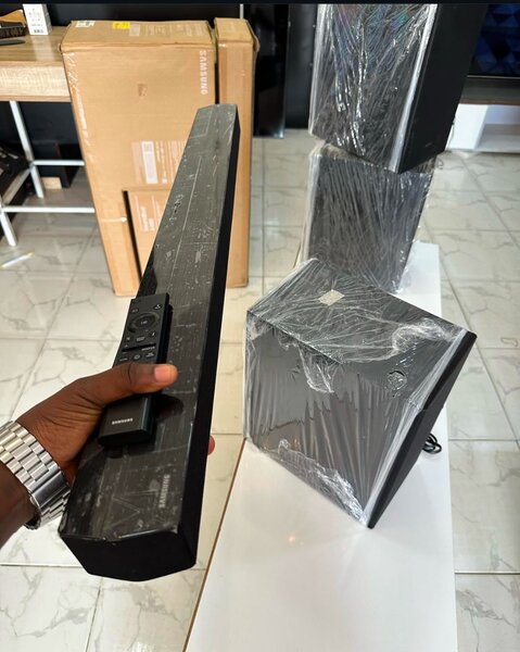 Samsung B450 soundbar