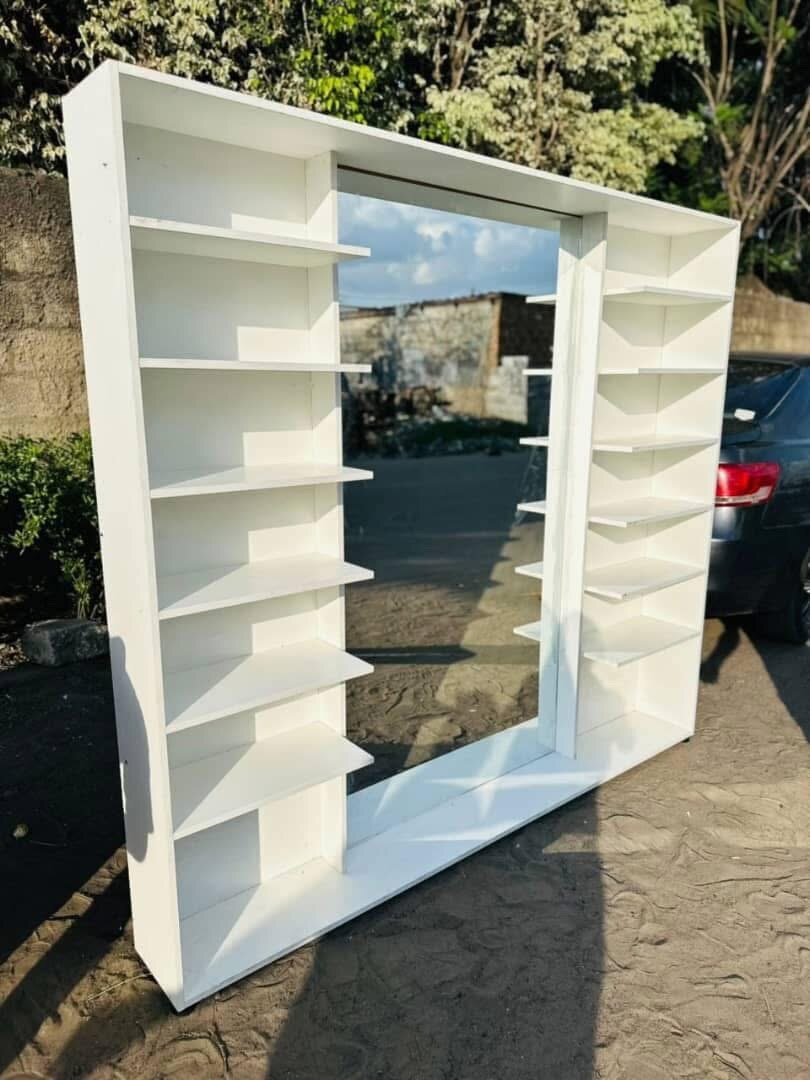 Shoe rag,dressing mirror and Tv design