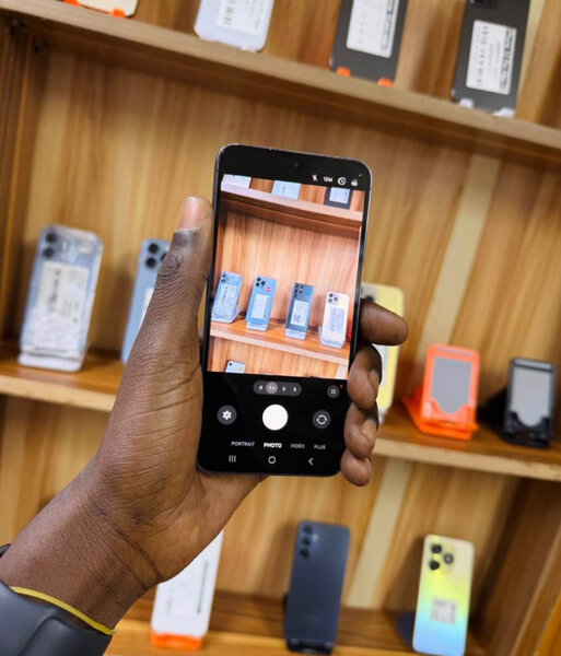 Téléphone portable Samsung s23