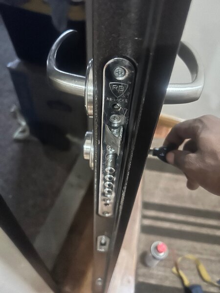 Security door repairs (locksmith)
