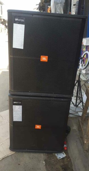 JBL SRX Dual Speakers Bass