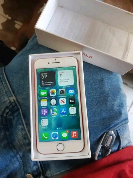 iPhone 7 rouge 128Go