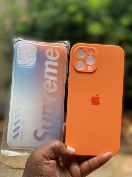 iPhone covers/cases