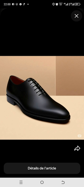 Chaussure Derby en cuir noir élégante