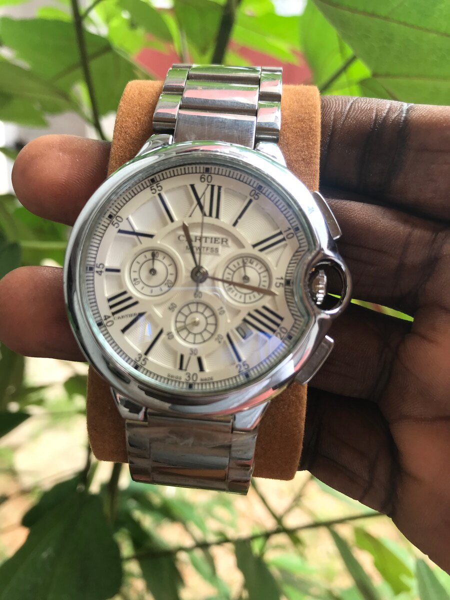 Montre de luxe Cartier