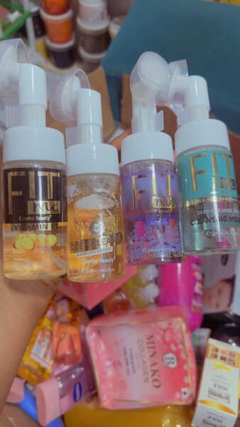 Mousses Nettoyants Visage FIT