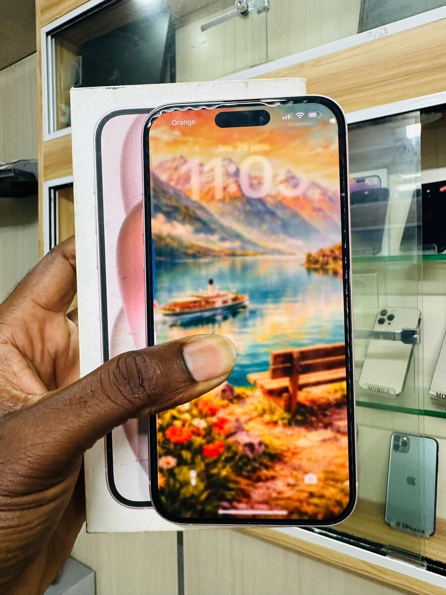 Apple iPhone 15plus 128Go