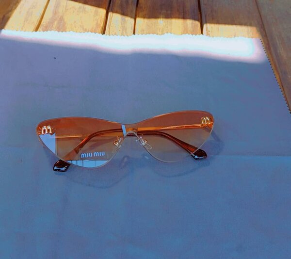 Lunettes de soleil Miu Miu