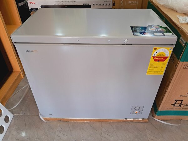 Hisense 249 litres chest freezer