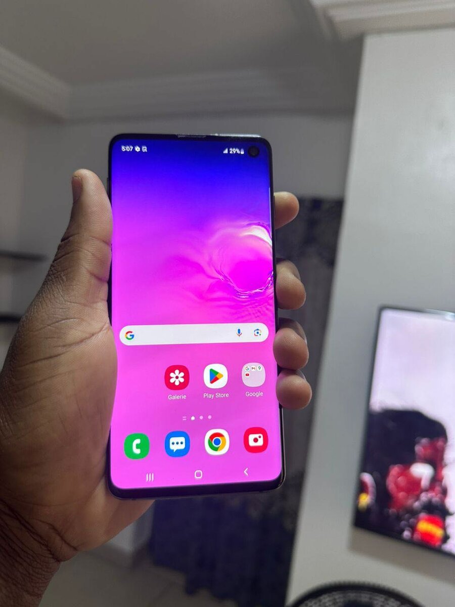 Samsung S10 128G très propre