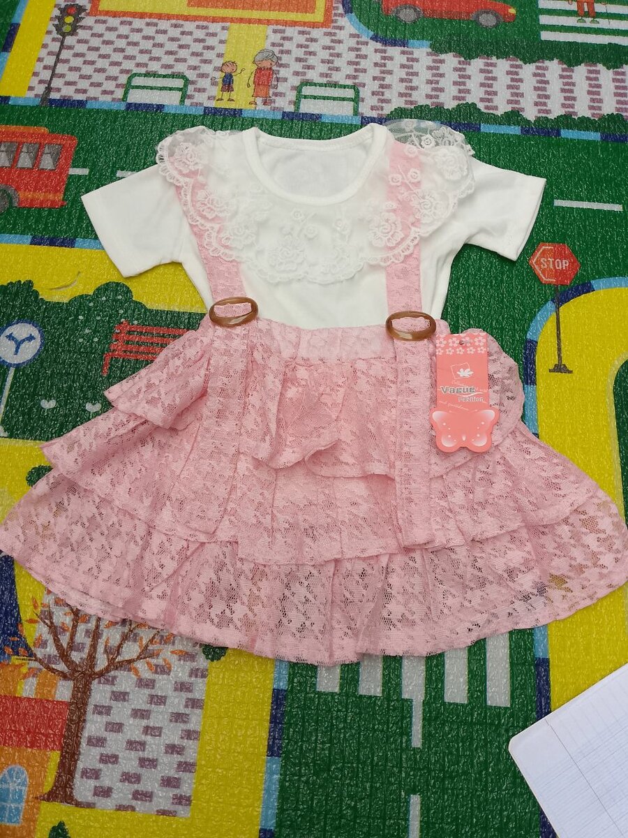 Ensemble bébé fille en dentelle