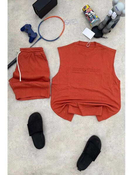 T-shirt et short décontractés