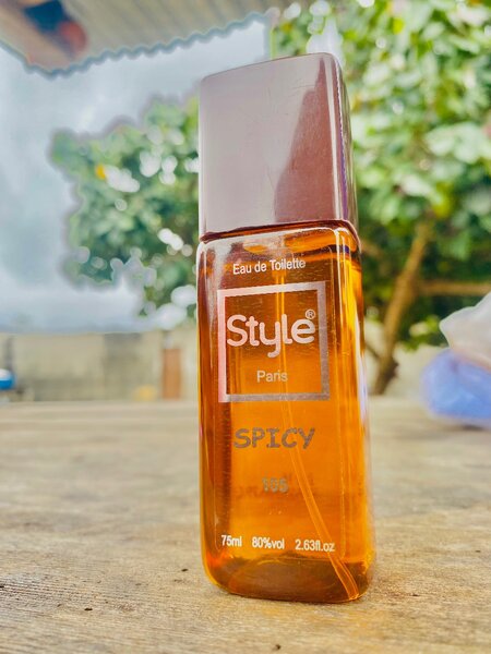 Eau de Toilette Style Spicy 75ml