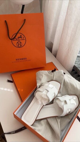 Sandales en cuir blanc luxe