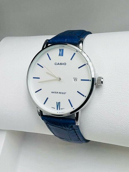 MONTRE CASIO FOND BLANC