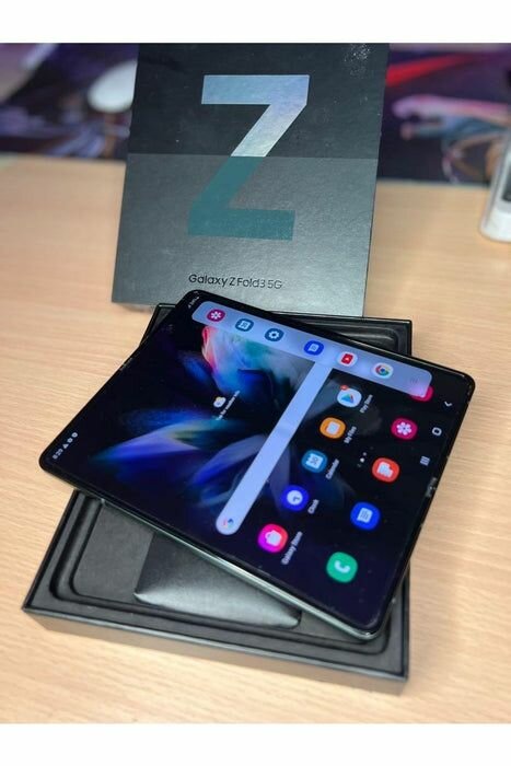 Samsung Galaxy Zfold3 256g 12g