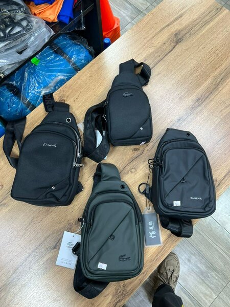 Барсетка через плечо