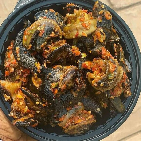 Sauté d´escargots / Attieké