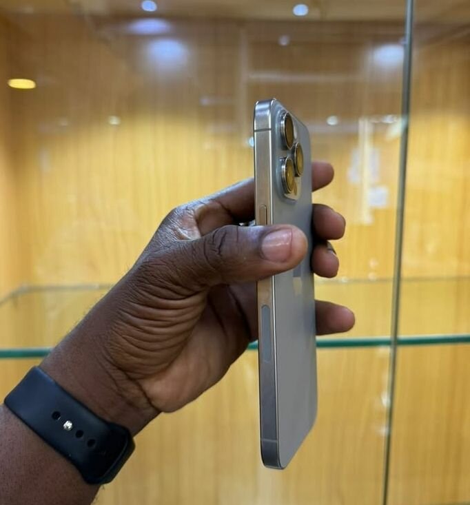 IPHONE 15PROMAX 256GB