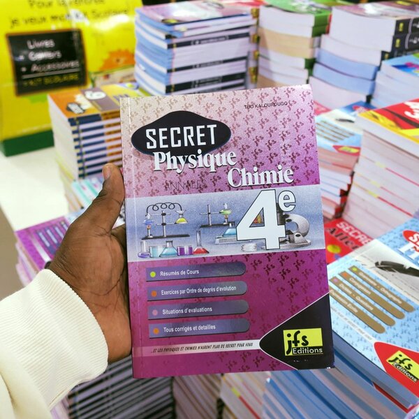 3 Annales Secret 4e
