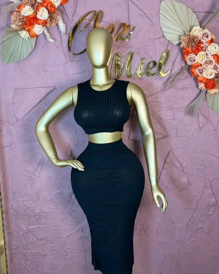 Ensemble Crop Top et Jupe Longue