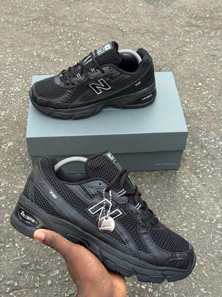 Chaussures de sport noires