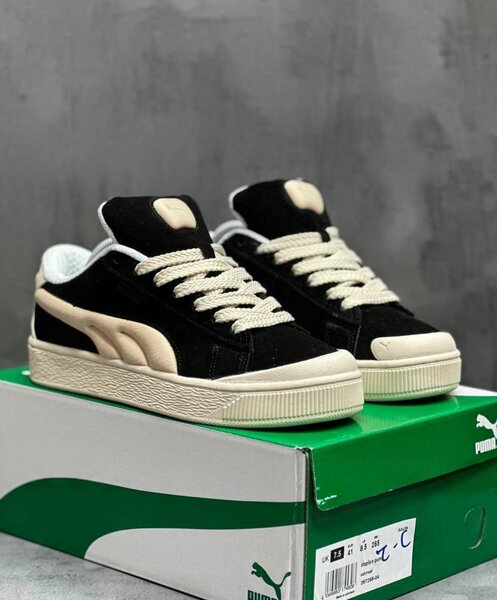 Puma Suede Classic Sneakers