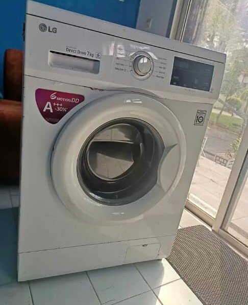 Lave-linge LG 7kg - Blanc - A+++