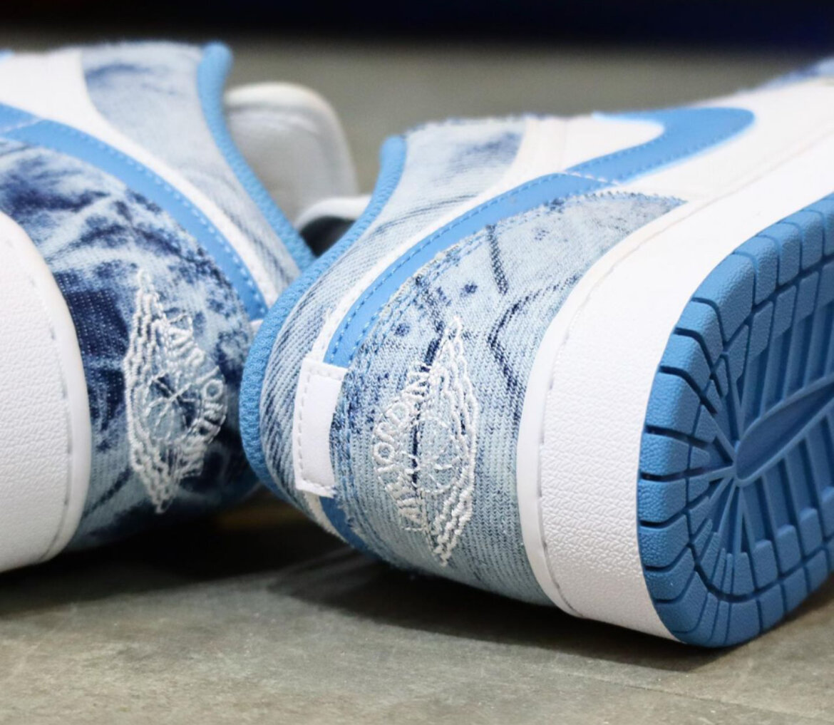 Baskets Air Jordan Denim Bleu