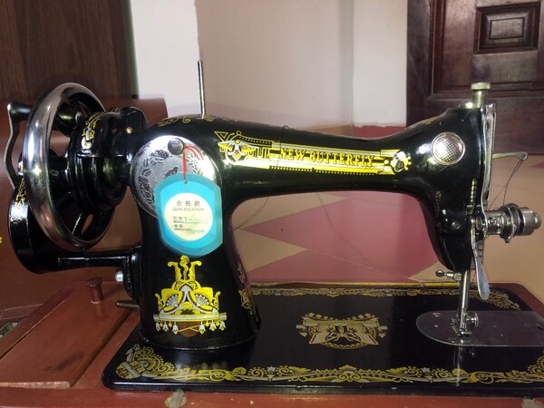 Butterfly sewing machine