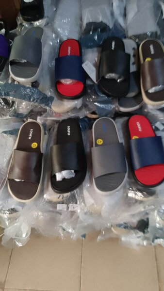 Claquettes Hommes Confortables