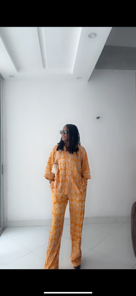 Pyjama en satin africain chic