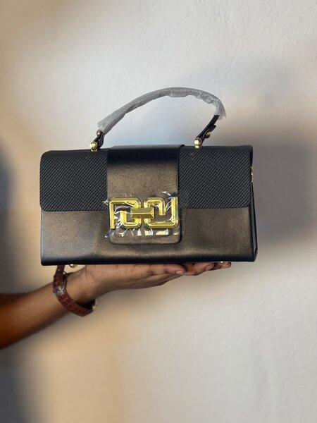 Sac à main élégant en cuir